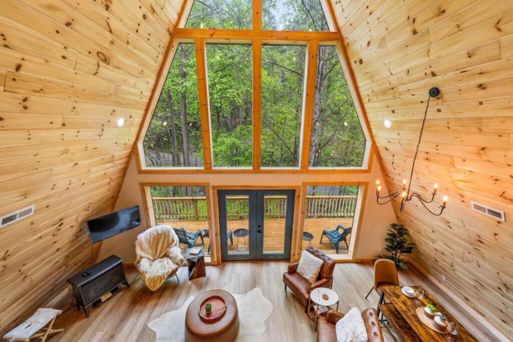 Luxe Retreat - June Sale! - Easy Drive - Xl Swim Spa - Award Winning! Sevierville Extérieur photo