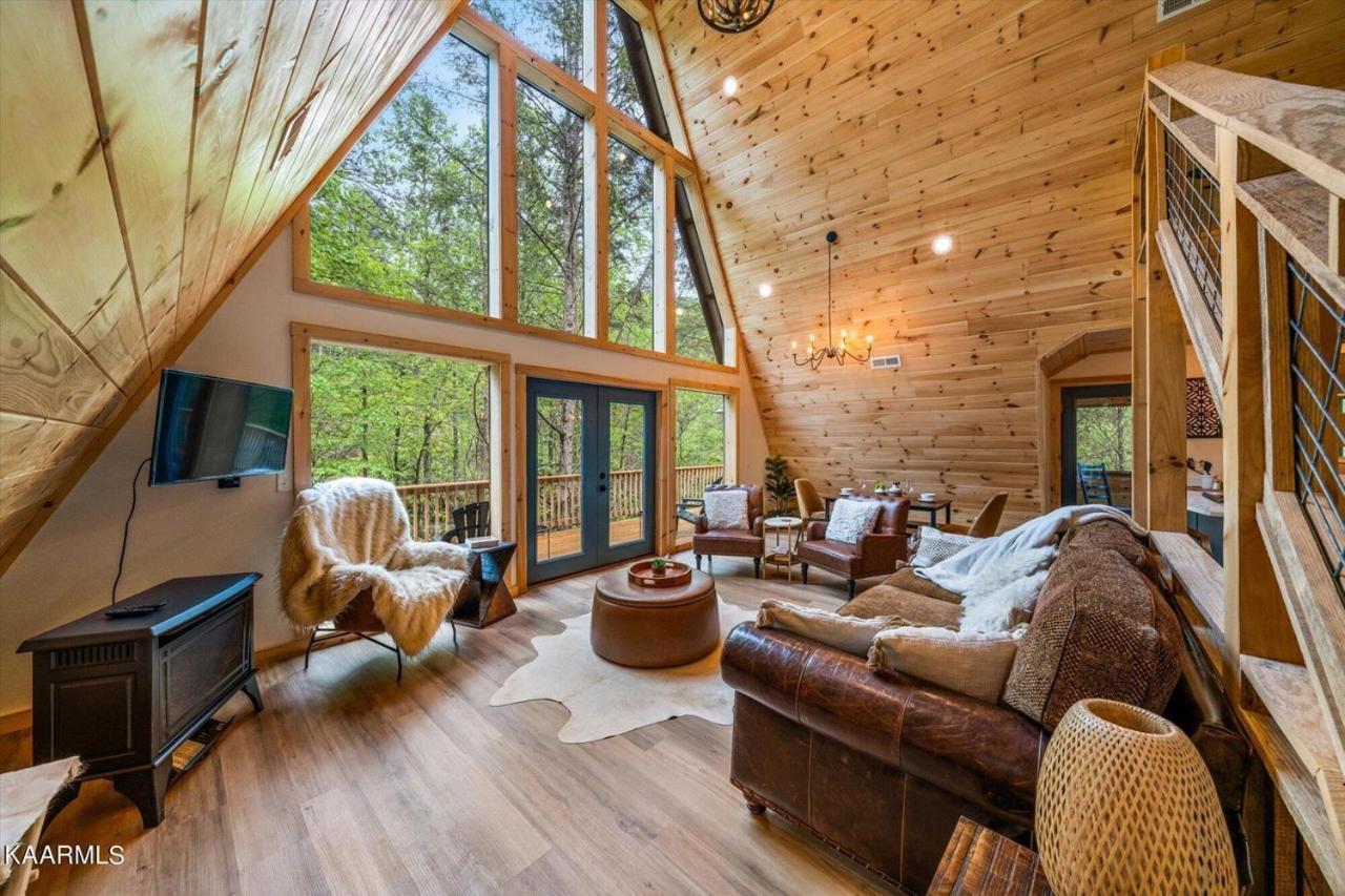 Luxe Retreat - June Sale! - Easy Drive - Xl Swim Spa - Award Winning! Sevierville Extérieur photo