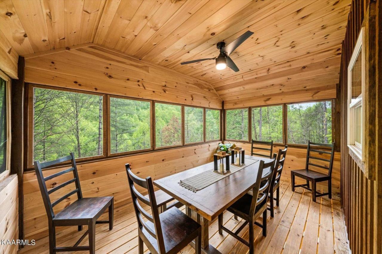 Luxe Retreat - June Sale! - Easy Drive - Xl Swim Spa - Award Winning! Sevierville Extérieur photo