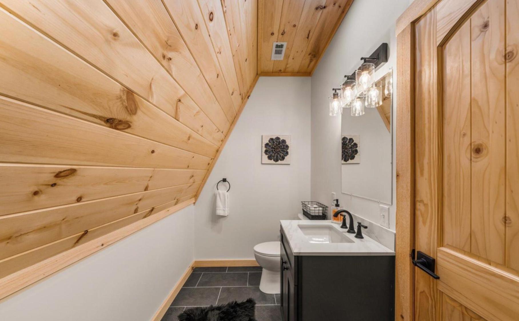 Luxe Retreat - June Sale! - Easy Drive - Xl Swim Spa - Award Winning! Sevierville Extérieur photo